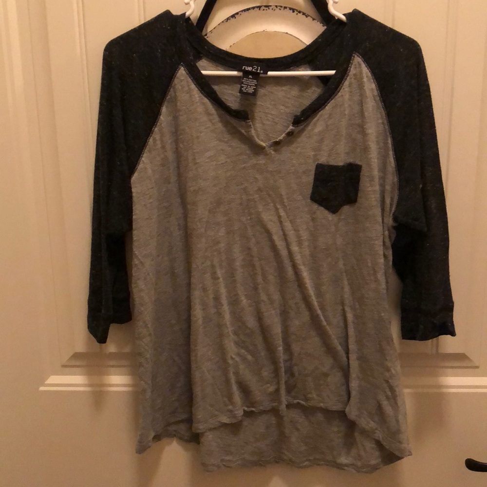 Baseball tee